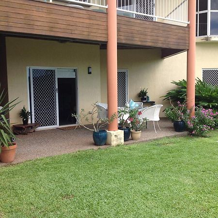 Hideaway On Hillview Appartement Cairns Buitenkant foto